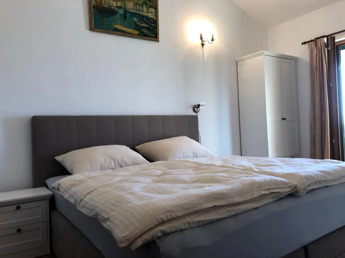 Villa Olive Grove Ferienhaus In Kroatien Direkt Am Meer Nahe Zadar Und Nin Privlaka
